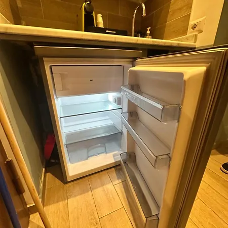 Pazz House نابولي